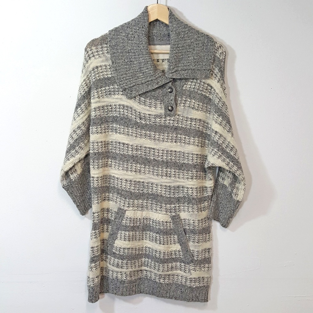 Anthro Change of the Moon Glissando Sweater Small